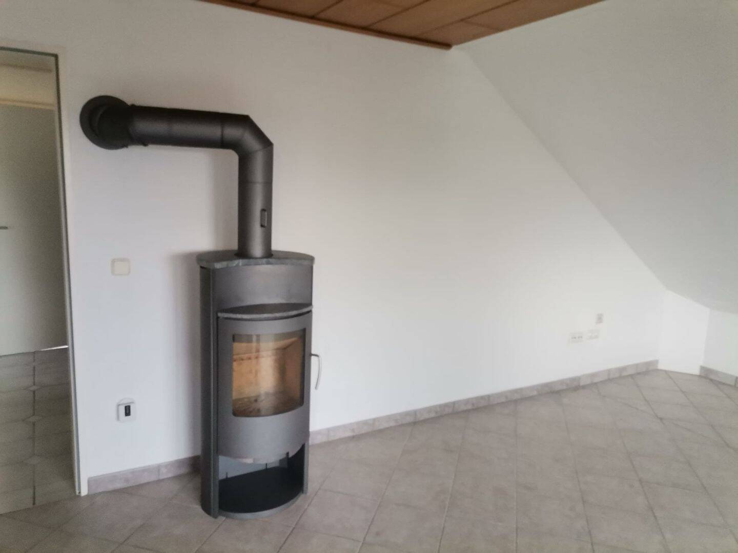 3ZKB 90qm Balkon EBK Kamin Nähe Bünde Melle Bruchmühlen, 32289 Rödinghausen