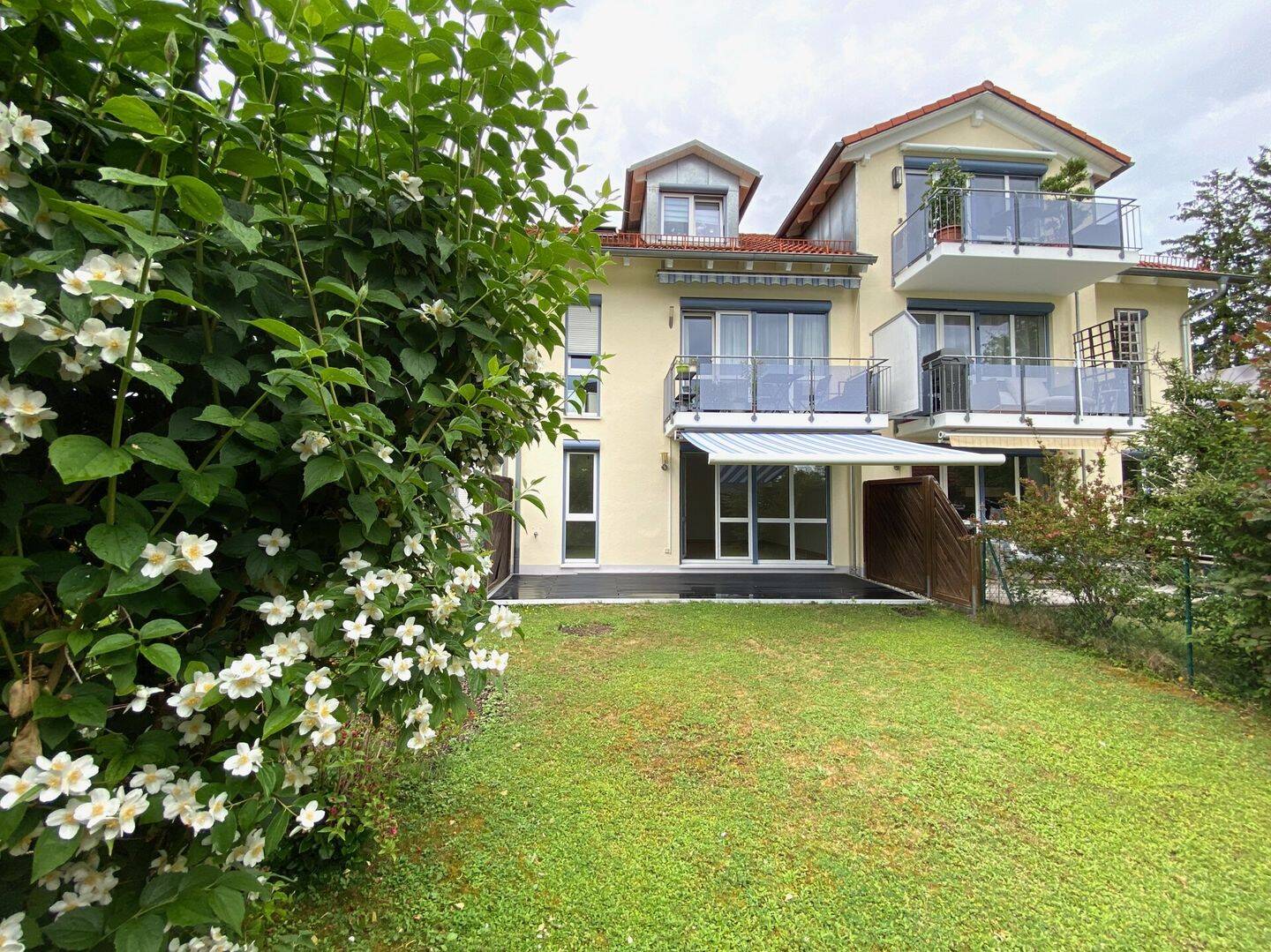 Gröbenzell: 2-Zimmer-Gartenwohnung ruhig und wie neu, 82194 Gröbenzell