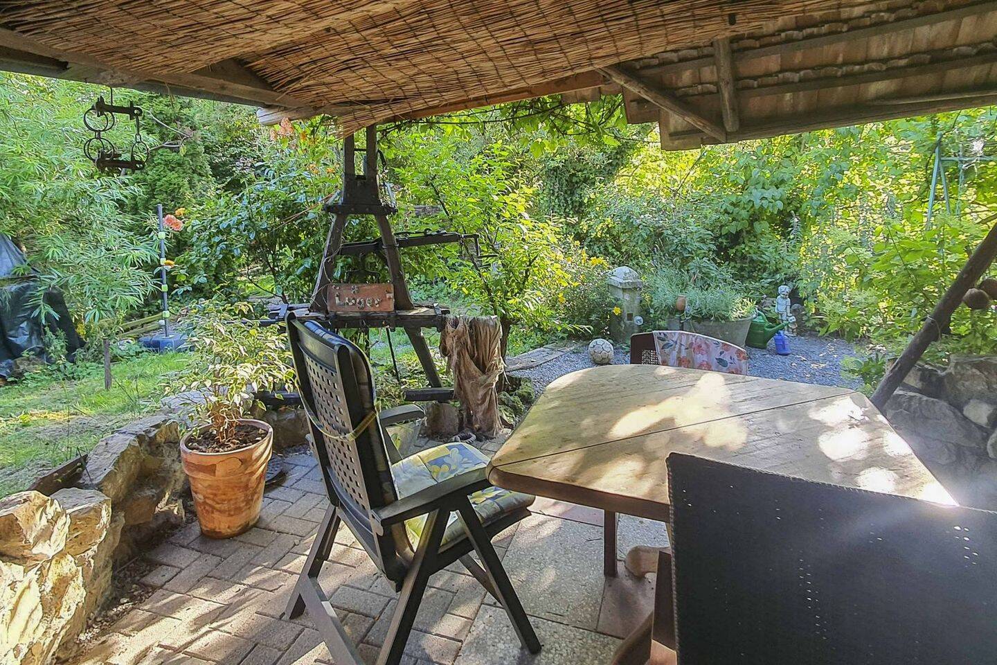 Bauernhaus (innen komplett renoviert) mit viel Potential und idyllischem Garten – viele Stellplätze, 72160 Horb am Neckar