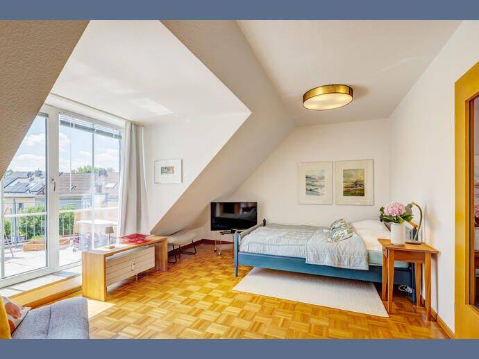 Möbliert: Ruhig gelegenes Apartment mit Sonnenbalkon, 81247 München (Allach-Untermenzing Pasing-Obermenzing)