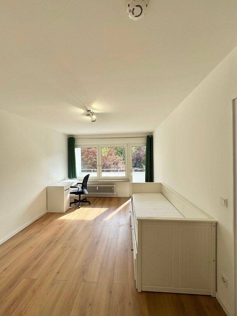 WG: Modisches & charmantes Zimmer Mitten in Milbertshofen, 80807 München (Milbertshofen-Am Hart Schwabing-Freimann)