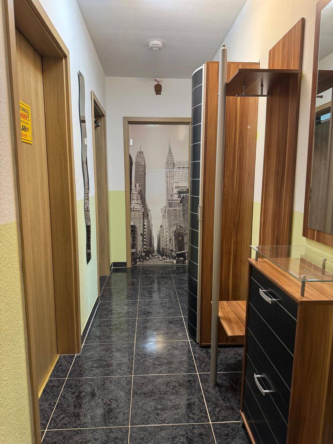 Gepflegte, möblierte Wohnung mit Balkon und guter Verkehrsanbindung, 34134 Kassel (Niederzwehren Oberzwehren Süsterfeld/Helleböhn)