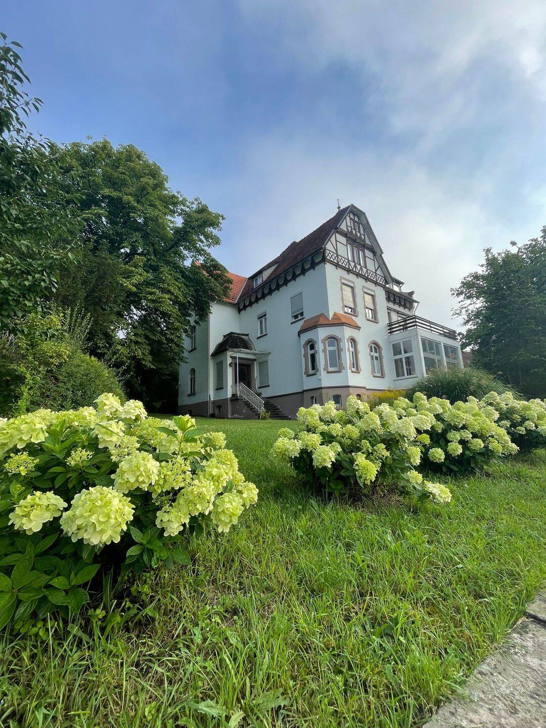Jugendstilvilla – Wohnen direkt an der Weser