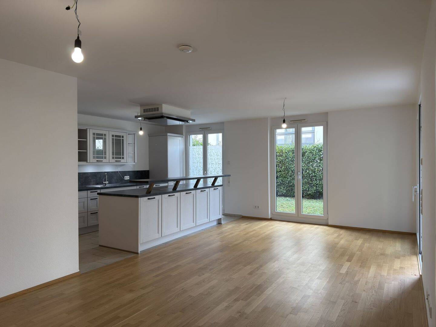 Moderne Barrierefreie Erdgeschosswohnung mit Terasse und Garten!, 79219 Staufen im Breisgau