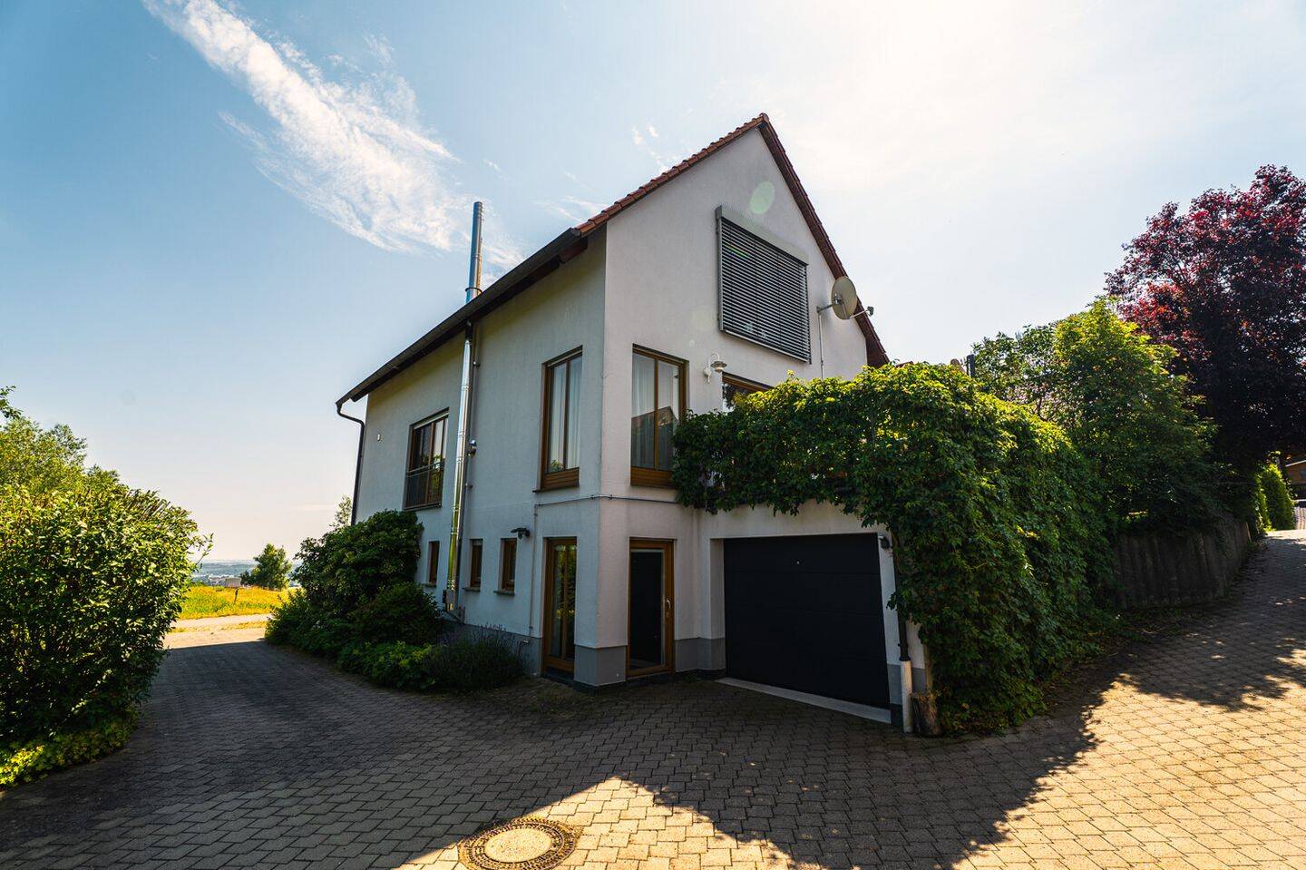 Stilvoll saniertes Einfamilienhaus – Ruhe, Komfort und Fernblick vereint, 99090 Erfurt