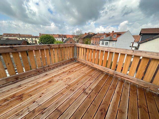 geräumige 3-Raum Wohnung in zentraler Lage mit großer Dachterrasse 61/26, 39576 Stendal