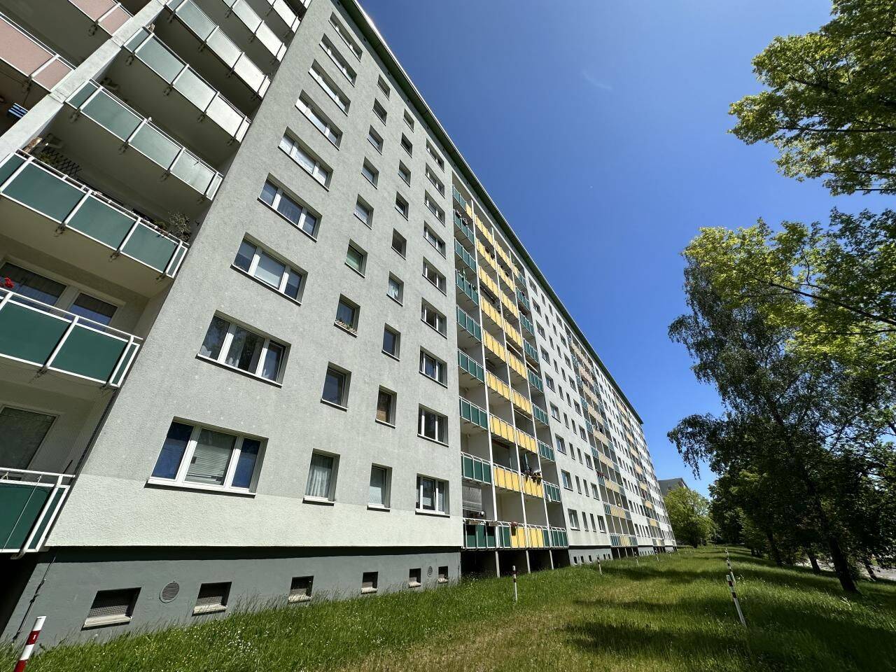 2-Raum-Wohnung in begrünter Umgebung, 9126 Chemnitz (Altchemnitz Bernsdorf Gablenz Lutherviertel Sonnenberg)