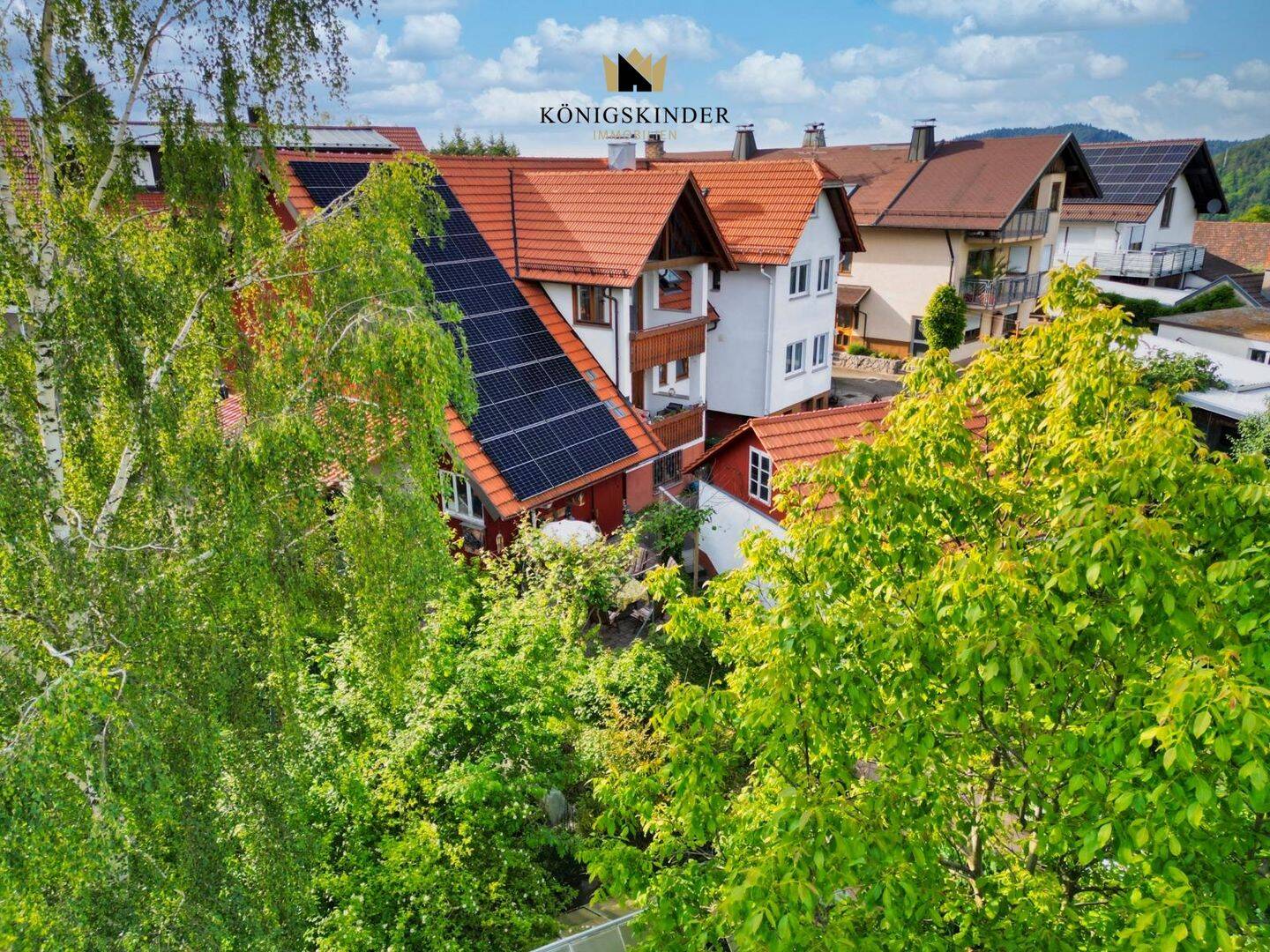 Doppelhaushälfte mit Gartenparadies in idyllischer Lage von Bühlertal, 77830 Bühlertal
