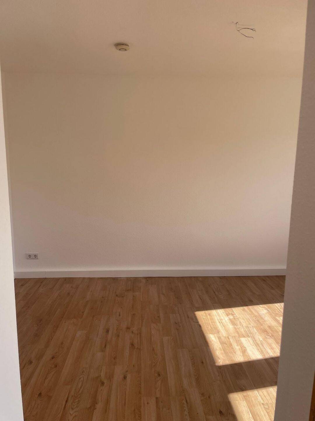 Schöne helle 2 Zimmerwohnung im Erdgeschoss zentral gelegen zu vermieten, 6567 Bad Frankenhausen/Kyffhäuser