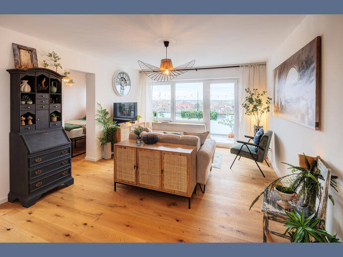 Möbliert: Erstbezug im 6. OG – Wohnung mit Weitblick & Ostbalkon, 85375 Neufahrn b. Freising