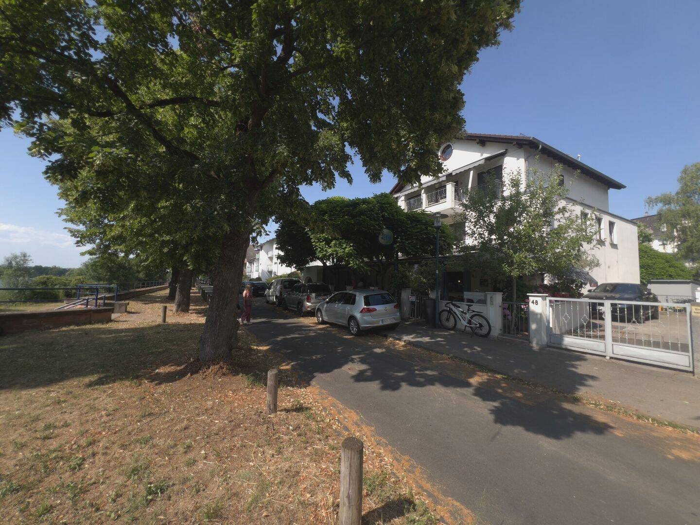Mainpromenade – Wohn- & Geschäftshaus mit Top-Restaurant & zwei Premium-Wohnungen, direkt am Main, 63075 Offenbach am Main (Bürgel Offenbach am Main Rumpenheim Waldheim)