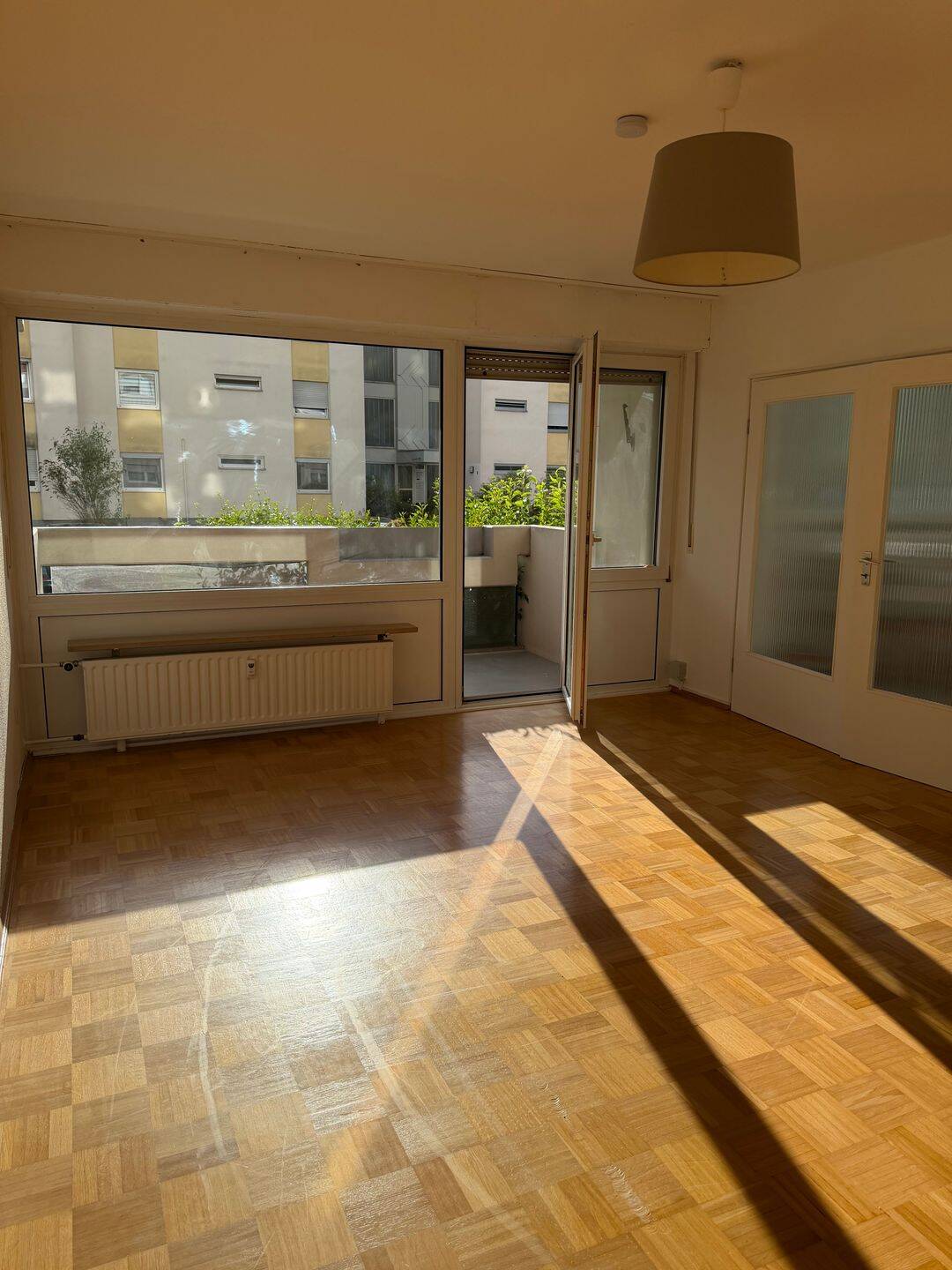 2 Zimmer Wohnung mit überdachtem Balkon, 61231 Bad Nauheim