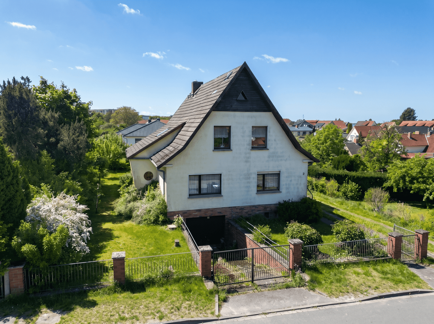 Einfamilienhaus in ruhiger Lage von Bergen auf Rügen – viel Platz für Ihre Wohnideen, 18528 Bergen auf Rügen
