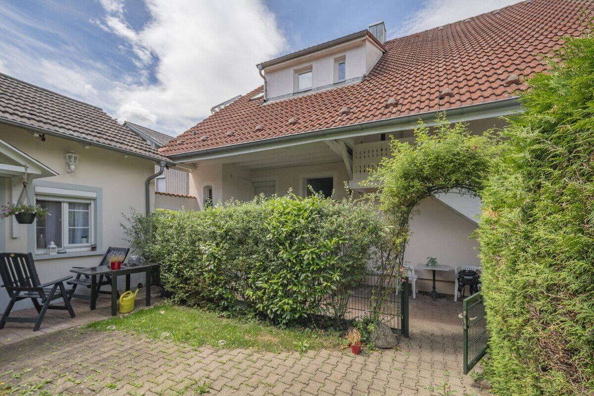 Sonniges Wohnen Dreifamilienhaus in Konstanz Allmansdorf mit Einnahmen, 78464 Konstanz