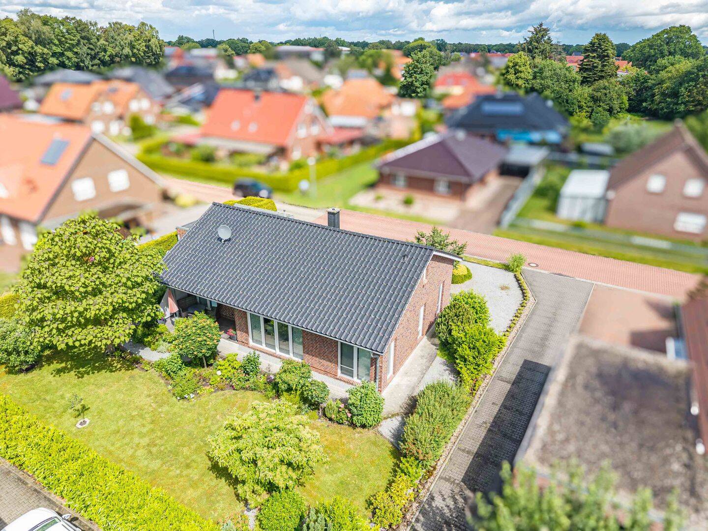 Moderner Bungalow in familienfreundlicher Wohnlage – Einziehen und Wohlfühlen, 26629 Großefehn
