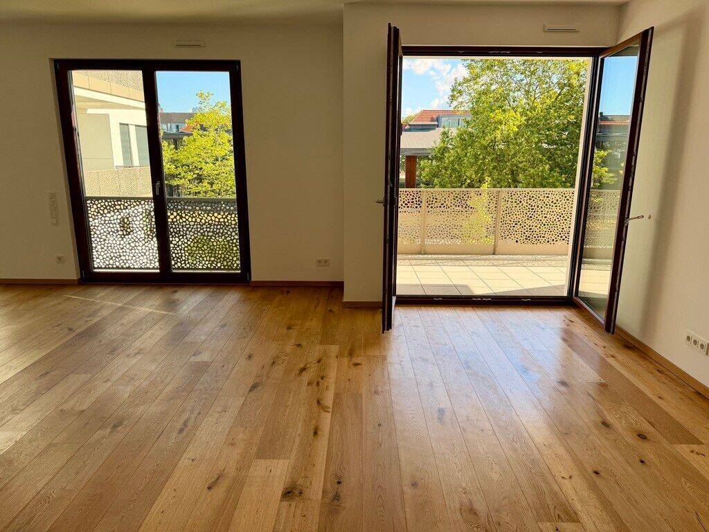 luxuriöse 4 ZI. Wohnung im Belsenpark Oberkassel, 40549 Düsseldorf (Heerdt Oberkassel)