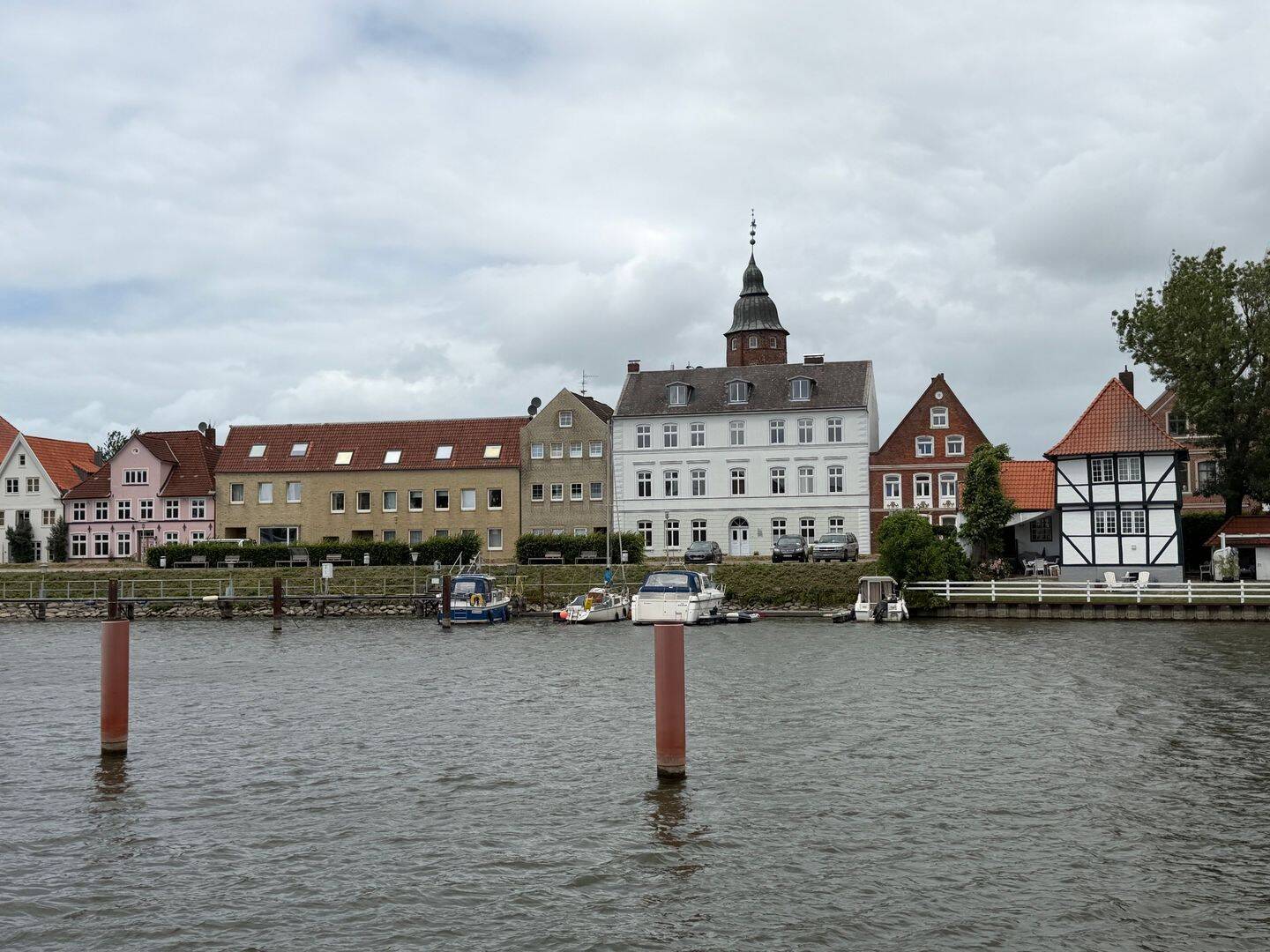 2-Zimmer-Wohnung mit Hafenblick, 25348 Glückstadt