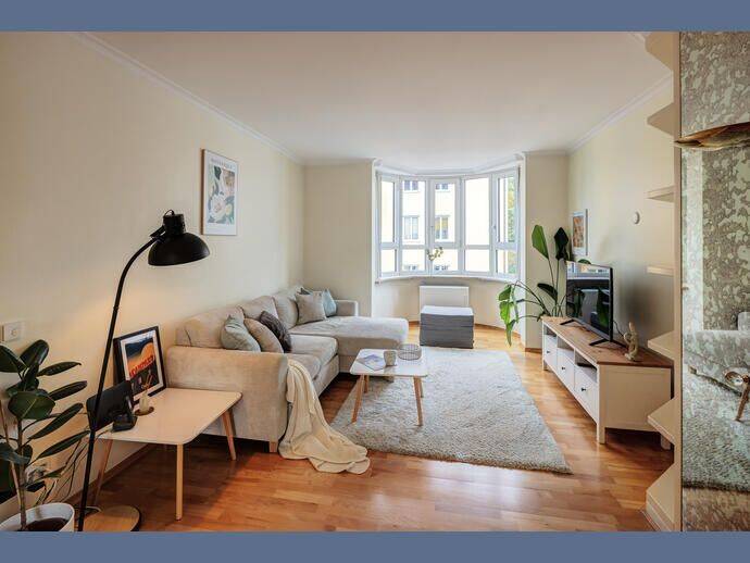Möbliert: Maxvorstadt: Großzügige 3-Zimmer Wohnung in Top-Lage, 80799 München (Maxvorstadt Schwabing-Freimann Schwabing-West)