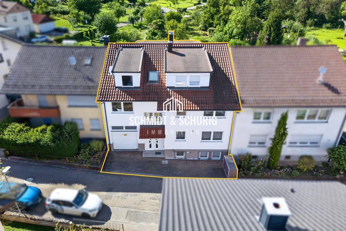 Vielseitiges Mehrfamilienhaus mit drei Wohneinheiten in attraktiver Lage, 75236 Kämpfelbach