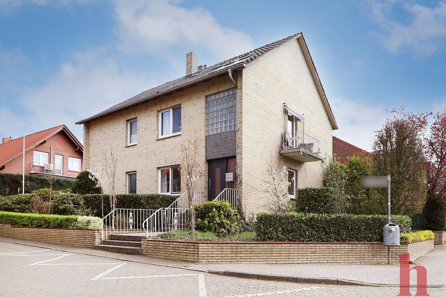 Solides Mehrfamilienhaus in zentrumsnaher Lage mit Potential in Lohne, 49393 Lohne (Oldenburg)