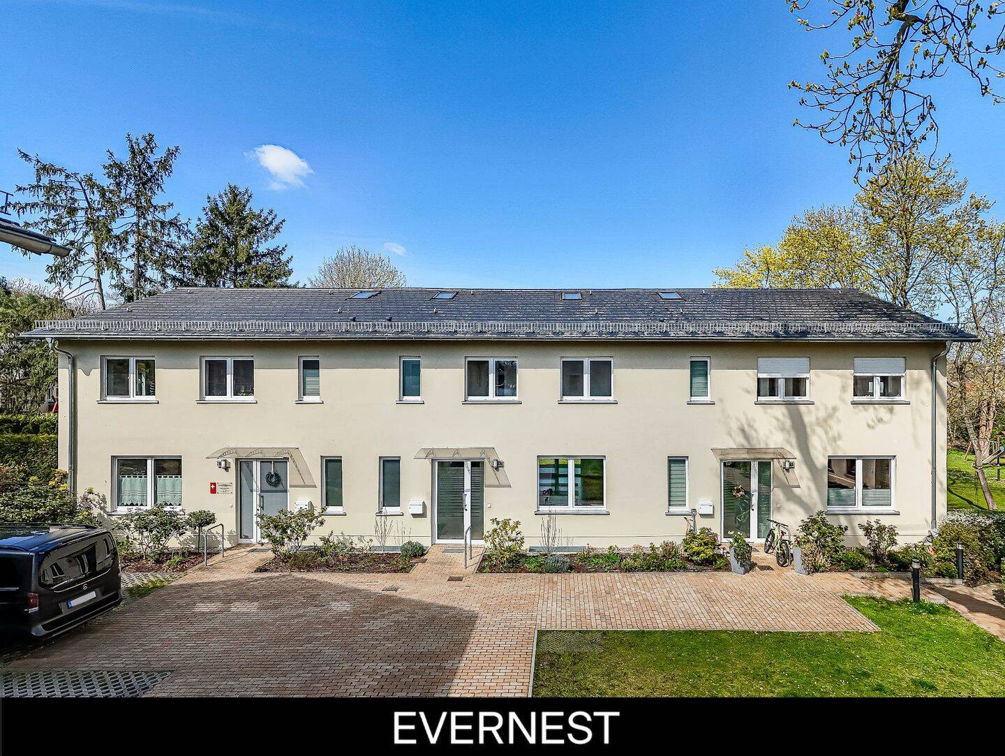 Tradition trifft Wohnkomfort – exklusives Zuhause mit Garten, 14469 Potsdam