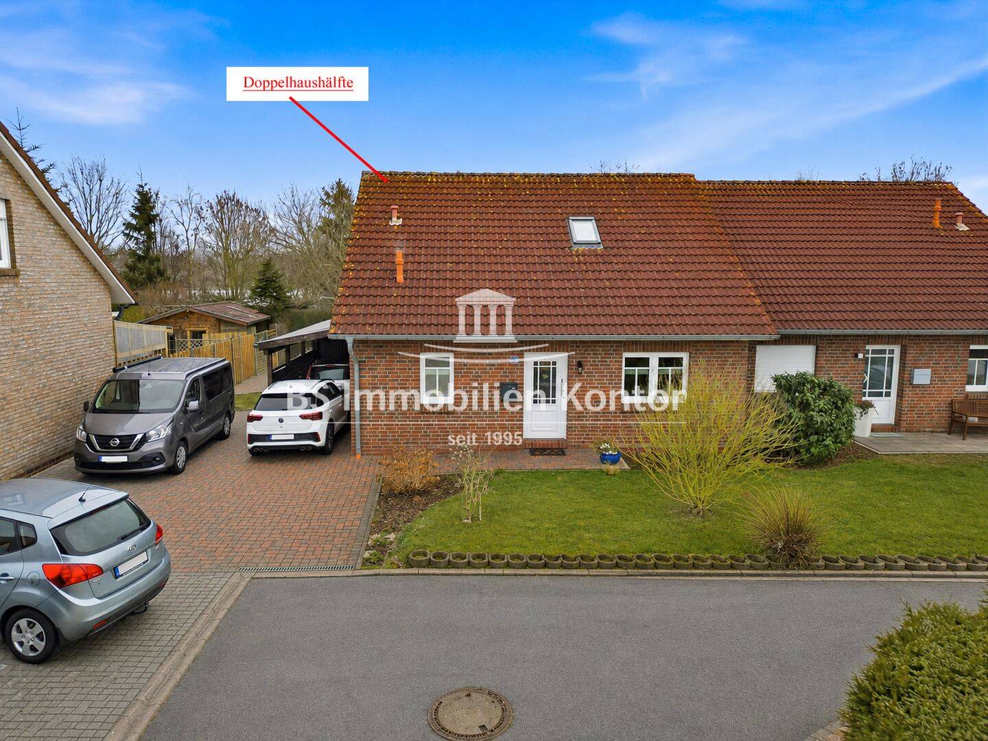 Wolthusen! Doppelhaushälfte mir Carport, Gartenanlage und Terrasse in bevorzugter Wohnlage!, 26725 Emden