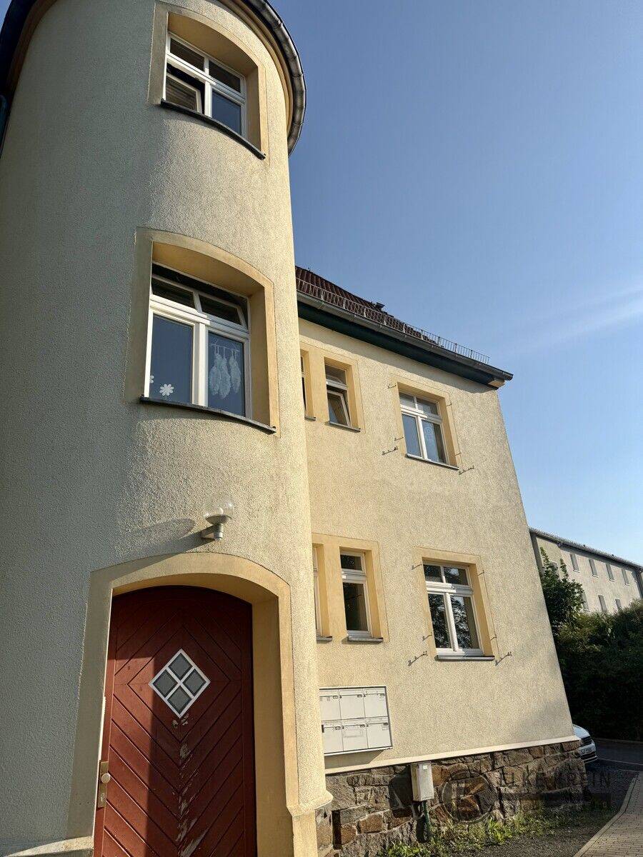 Helle, sanierte 5-Raum-Wohnung in ruhiger Wohnlage mit Stellplatz und Gemeinschaftsgarten – 9599 Freiberg – Bild 1 von 4