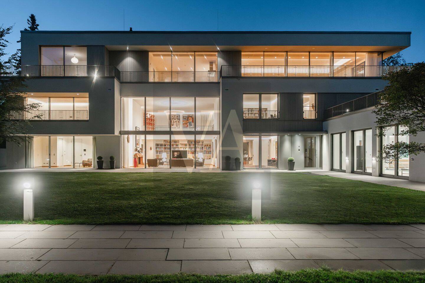 State of the Art Villa in eine der exklusiven Lage Berlin- mit privten Zugang,Lift,Pool, 14195 Berlin (Steglitz-Zehlendorf)