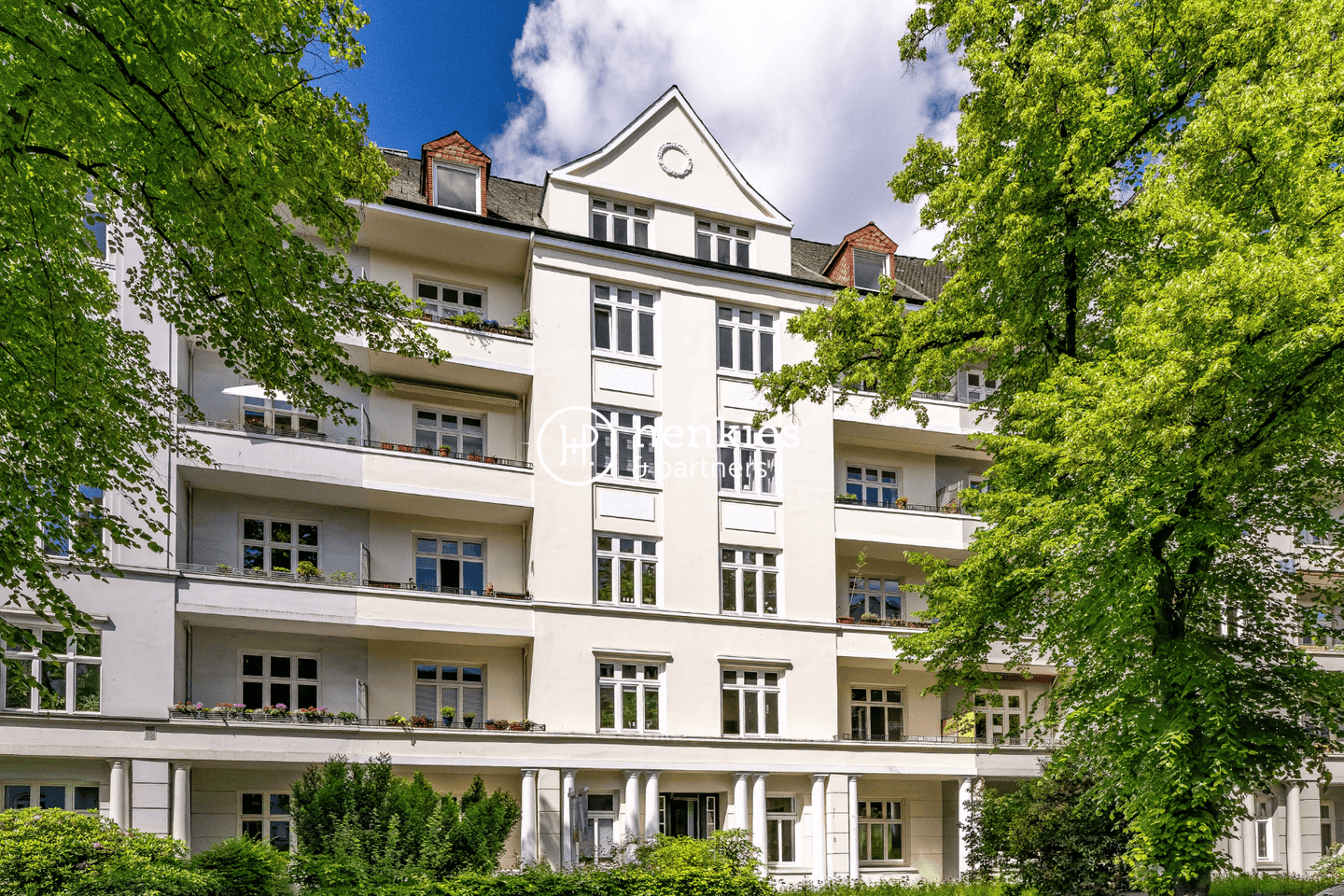 Historischer Charme sucht neue Visionen, 22299 Hamburg (Hamburg-Nord Winterhude)