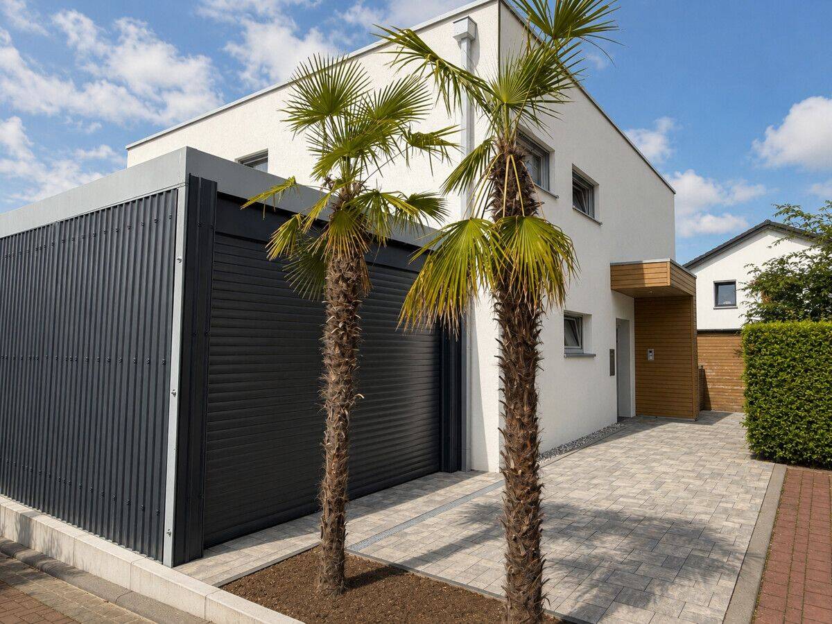 Modernes Architektenhaus mit Caport und exklusivem Wohnkomfort in Nidderau-Heldenbergen, 61130 Nidderau