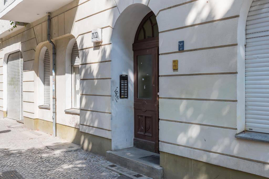 Anleger werden in Neukölln: Vermietete 3-Zimmer-Altbauwohnung mit Balkon, 12051 Berlin (Neukölln)