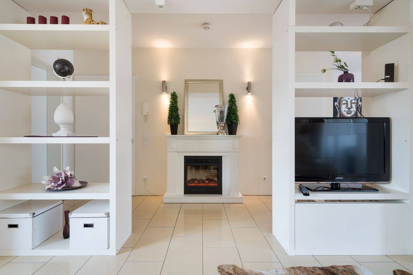 Möbl. 2 Zimmer Wohnung in Düsseldorf-Oberkassel NK, Strom + WLAN inkl., 40547 Düsseldorf (Lörick Niederkassel Oberkassel)