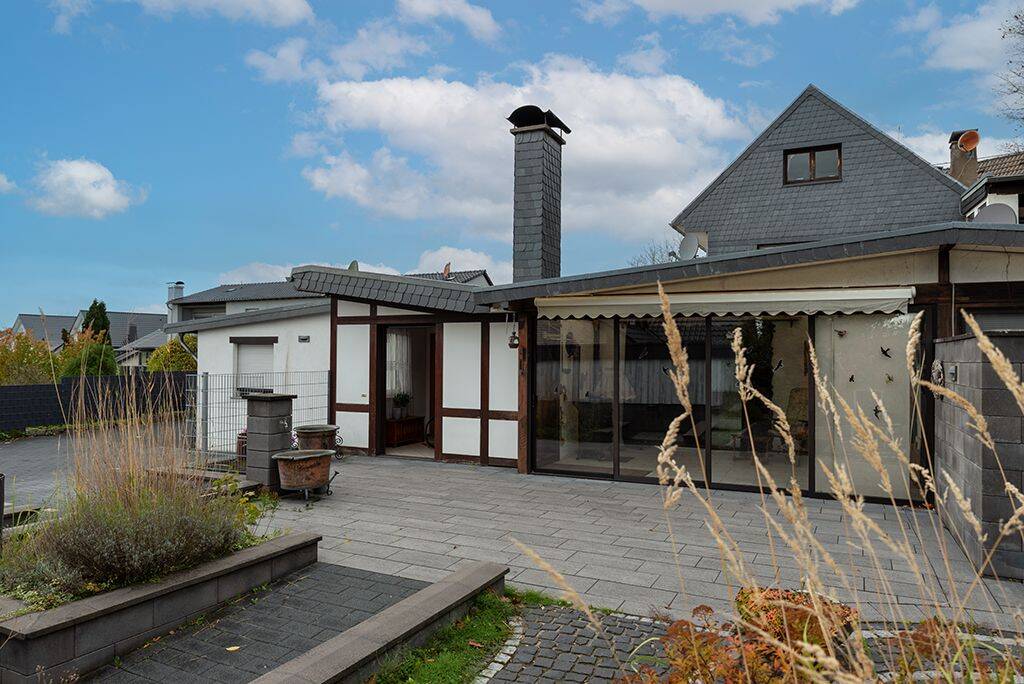 Gemütliches Zuhause mit zusätzlichen Raumangebot, 53797 Lohmar
