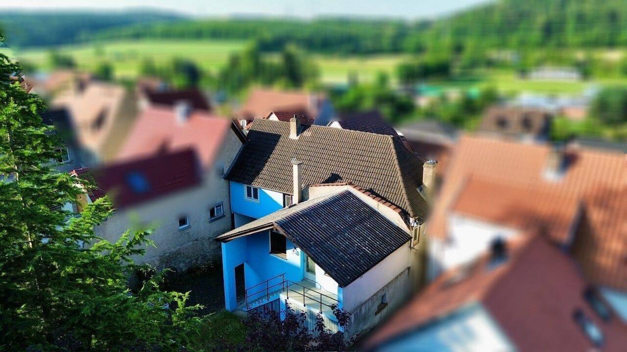 Großzügiges Reihenhaus mit Anbau, Garten und Stellplätzen – Ideal für Familien, 97837 Erlenbach b. Marktheidenfeld