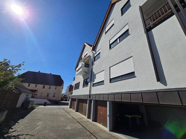 Attraktive 4,5-Zimmer-Wohnung mit 2 Balkonen und Doppelgarage in Bad Rappenau-Bonfeld, 74906 Bad Rappenau