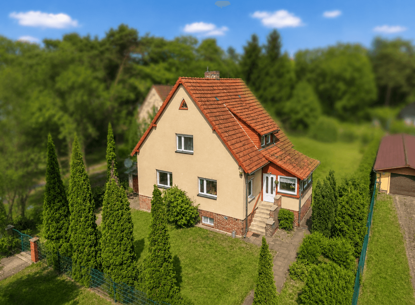 KENSINGTON – EXKLUSIV – Charmantes 30er-Jahre-Haus im beliebten Komponistenviertel – Garten & Garage, 14612 Falkensee