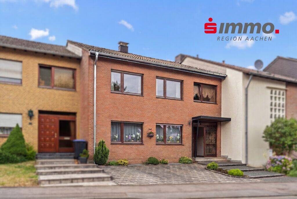 Zweifamilienhaus mit Garten, Terrasse und Sauna in ruhiger Lage von Stolberg-Atsch, 52222 Stolberg (Rhld.)