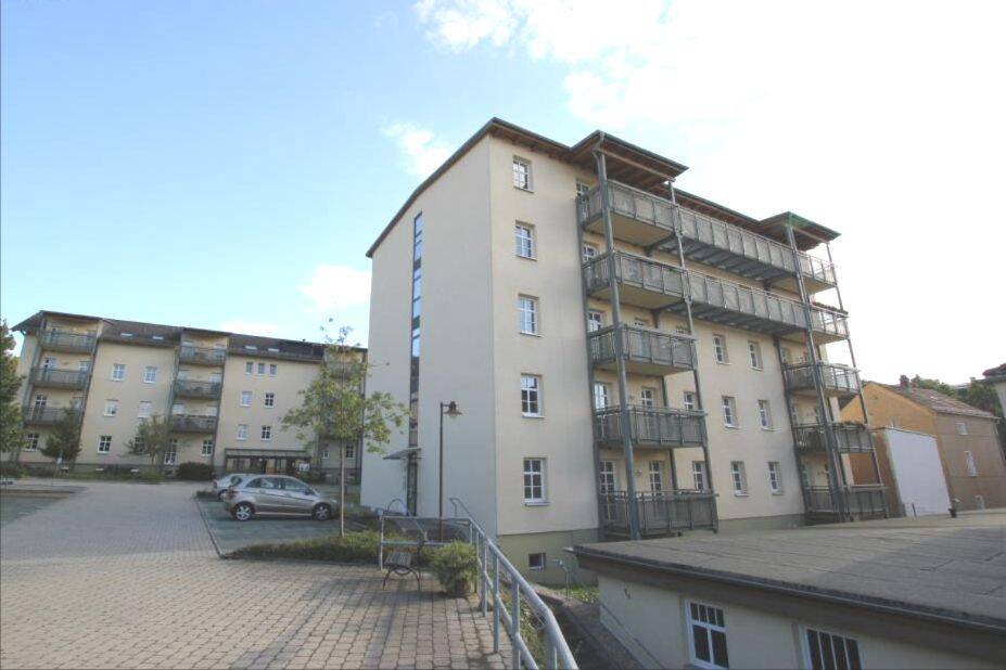 Helle & ruhige 2 Zimmer Whg., barrierefrei, mit Balkon & Aufzug!, 7546 Gera