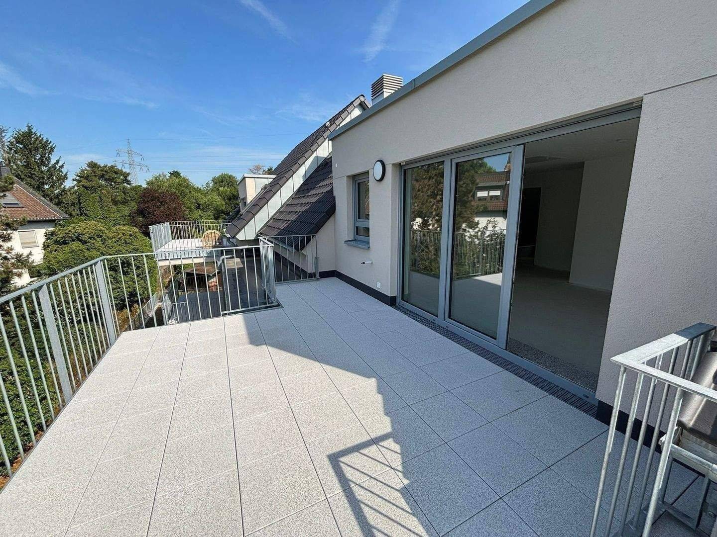 Pocket-Penthouse-Plus, 65189 Wiesbaden (Biebrich Wiesbaden)