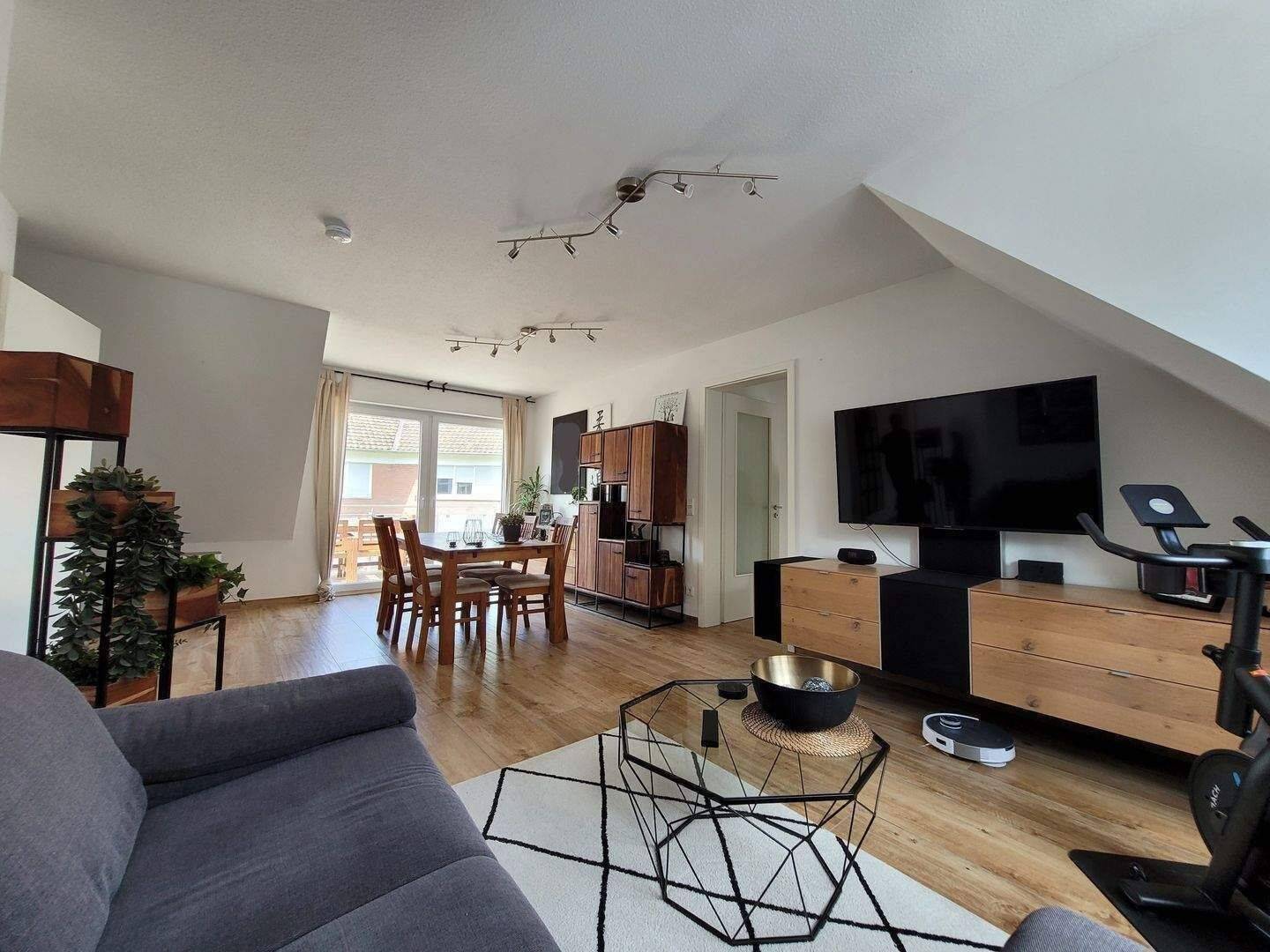 Dachgeschoss Wohnung, Baujahr 2017, nahe Innenwall in Rheinberg, 47495 Rheinberg