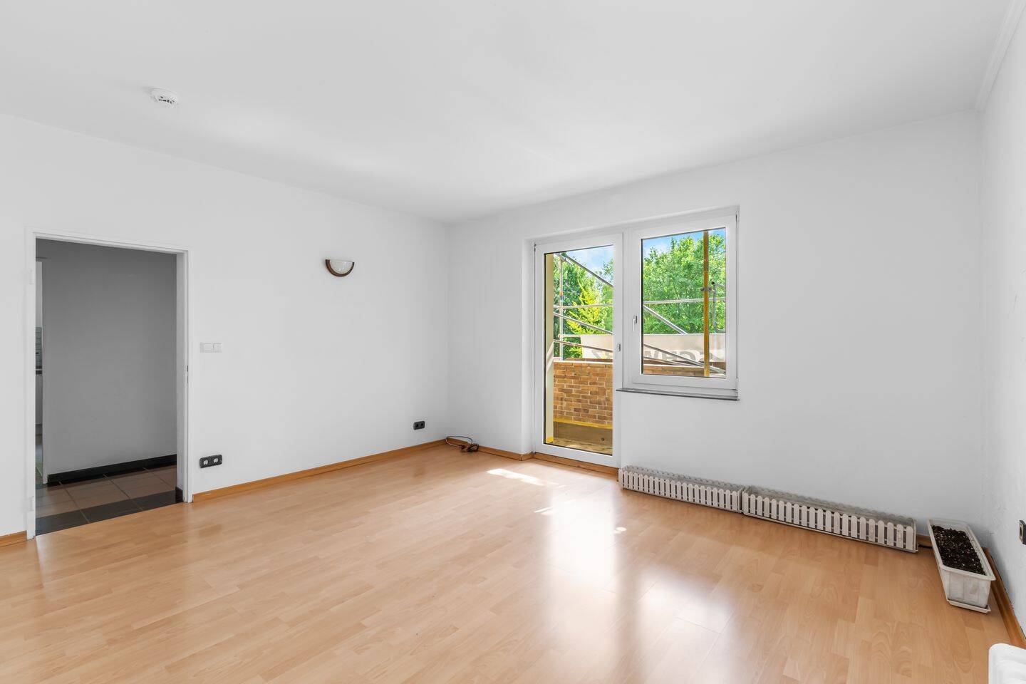 Balkonmomente im Grünen – charmante Wohnung mit viel Licht, 12279 Berlin (Tempelhof-Schöneberg Lichterfelde Marienfelde)