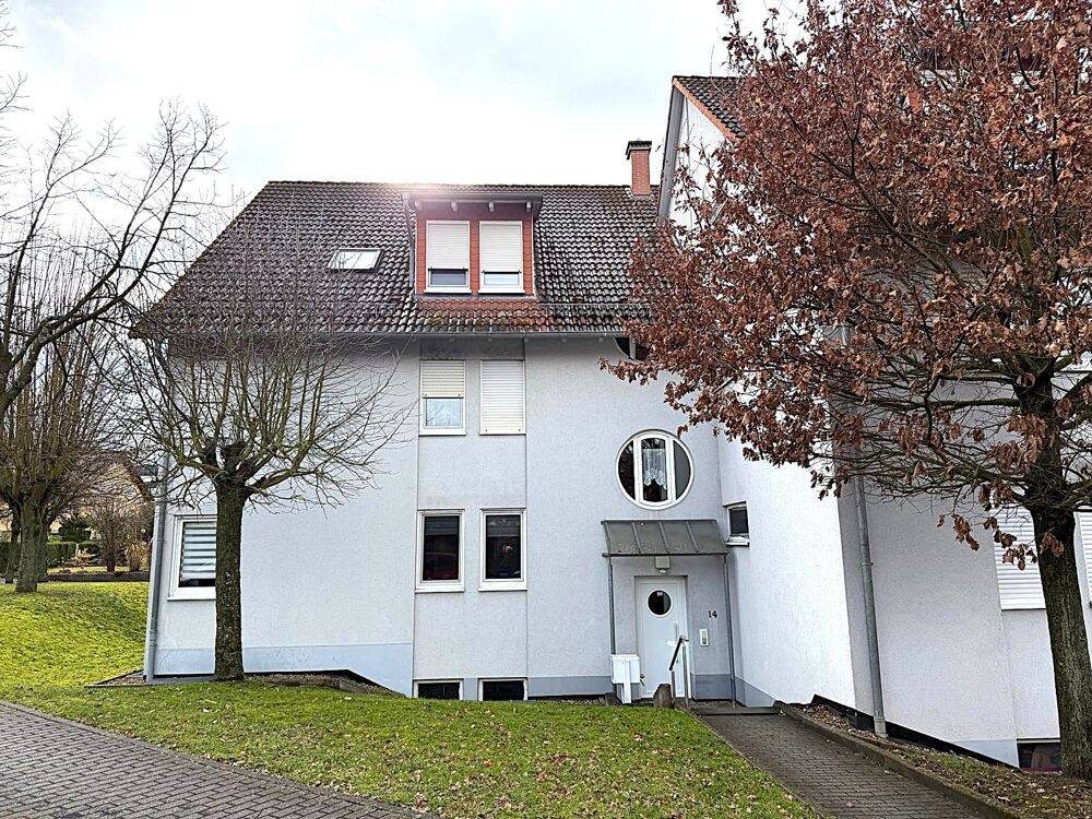 Geräumige Wohnung 1. OG mit 4 ZKB in beliebter Lage von Bebra !, 36179 Bebra