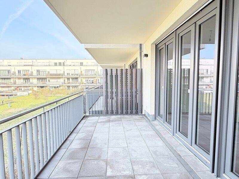 Ihre Traumwohnung wartet! Großzügiger Balkon, Markenküche und 2,5-Zimmer, 65187 Wiesbaden (Biebrich Wiesbaden)