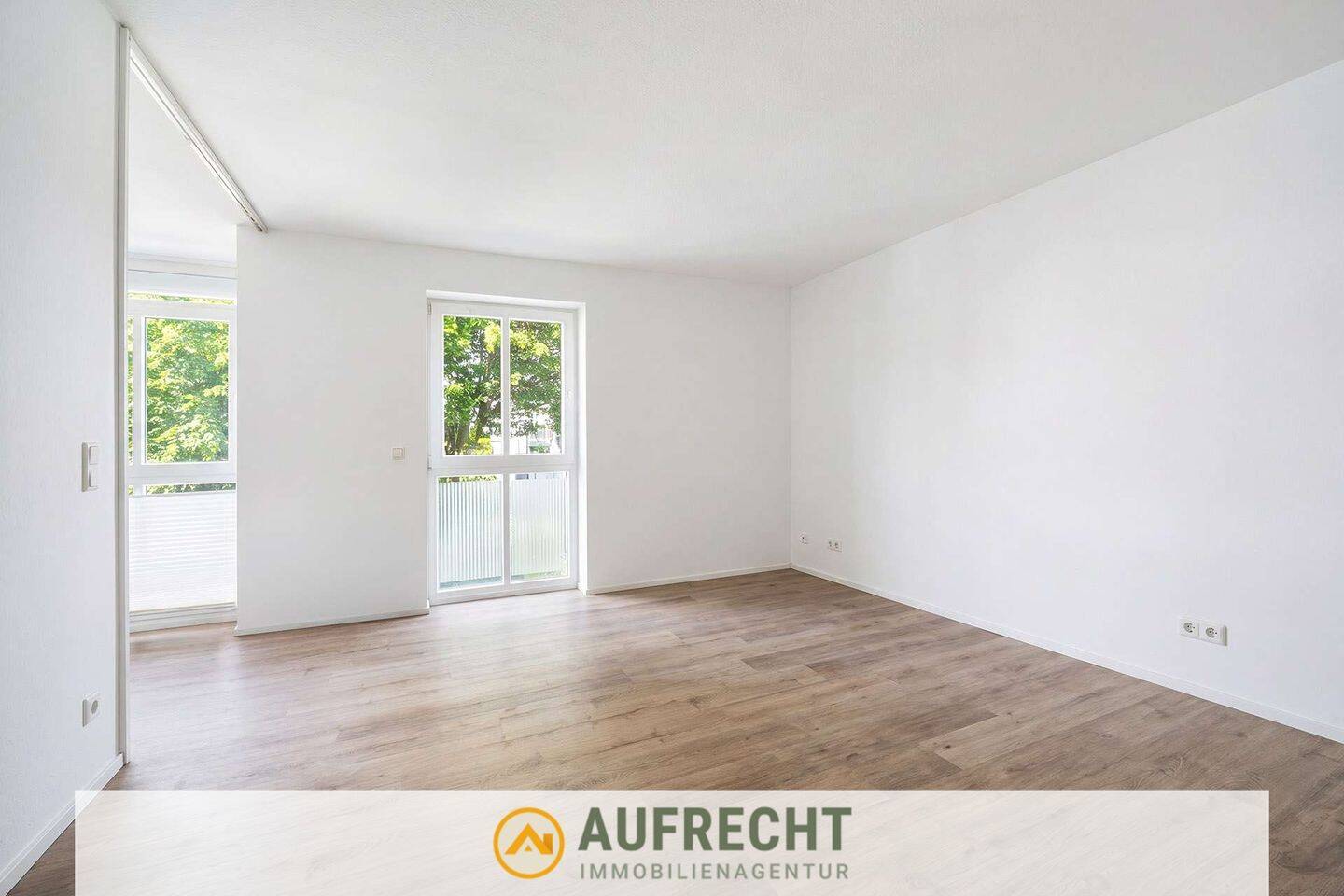 A U F R E C H T °KLEIN, FEIN & DURCHDACHT° 1,5-Zimmer-Wohnung in Dachau-Süd, 85221 Dachau