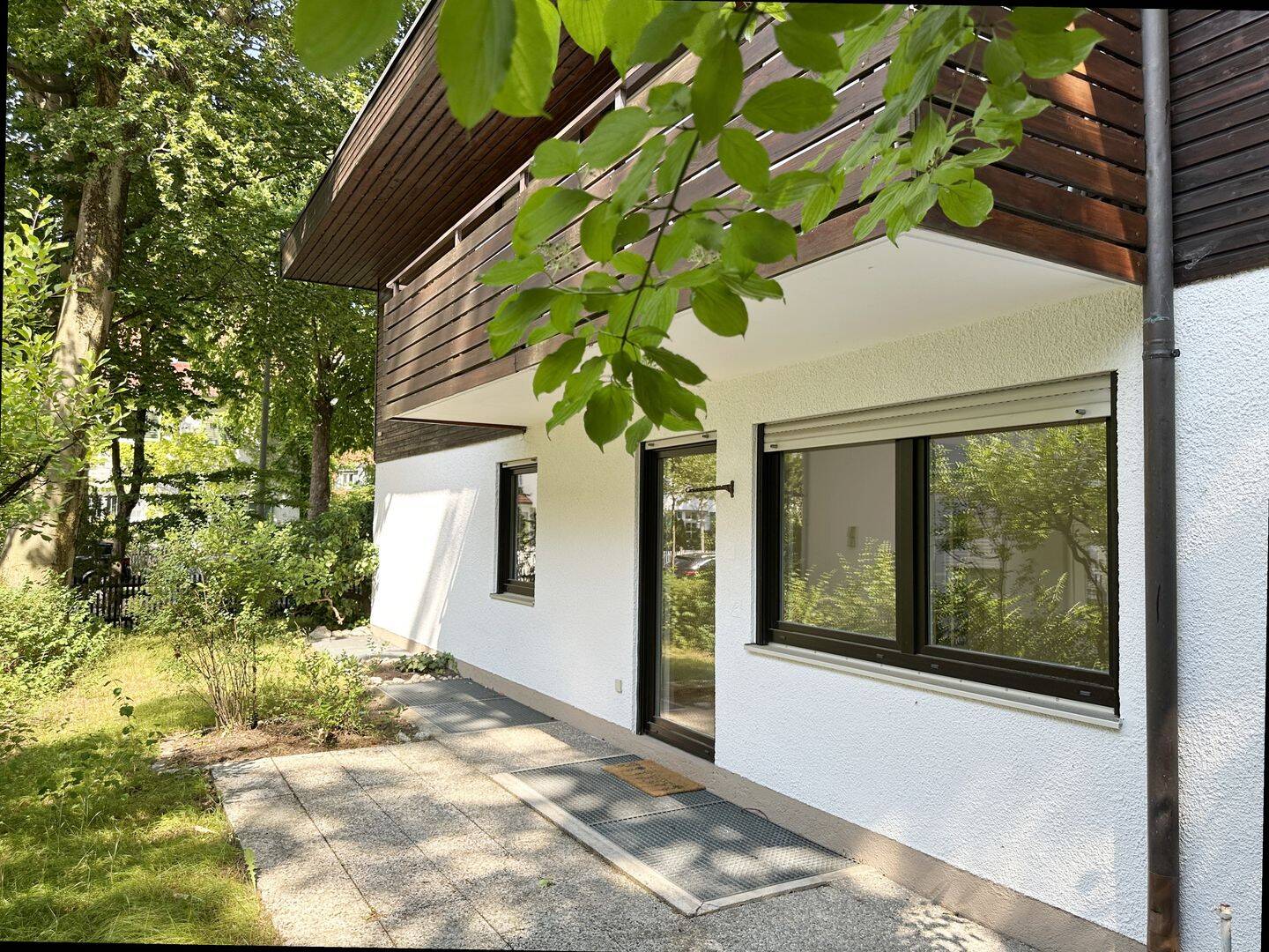 Gartenliebhaber – helle EG-Wohnung mit Hobbyraum in Pasing, 81245 München (Aubing-Lochhausen-Langwied Pasing-Obermenzing)