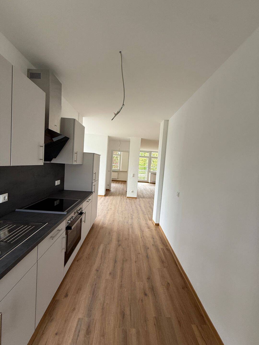 Moderne 3 Zimmern Wohnung WHG 13 mit Zwei Balkonen in Waldsassen, 95652 Waldsassen