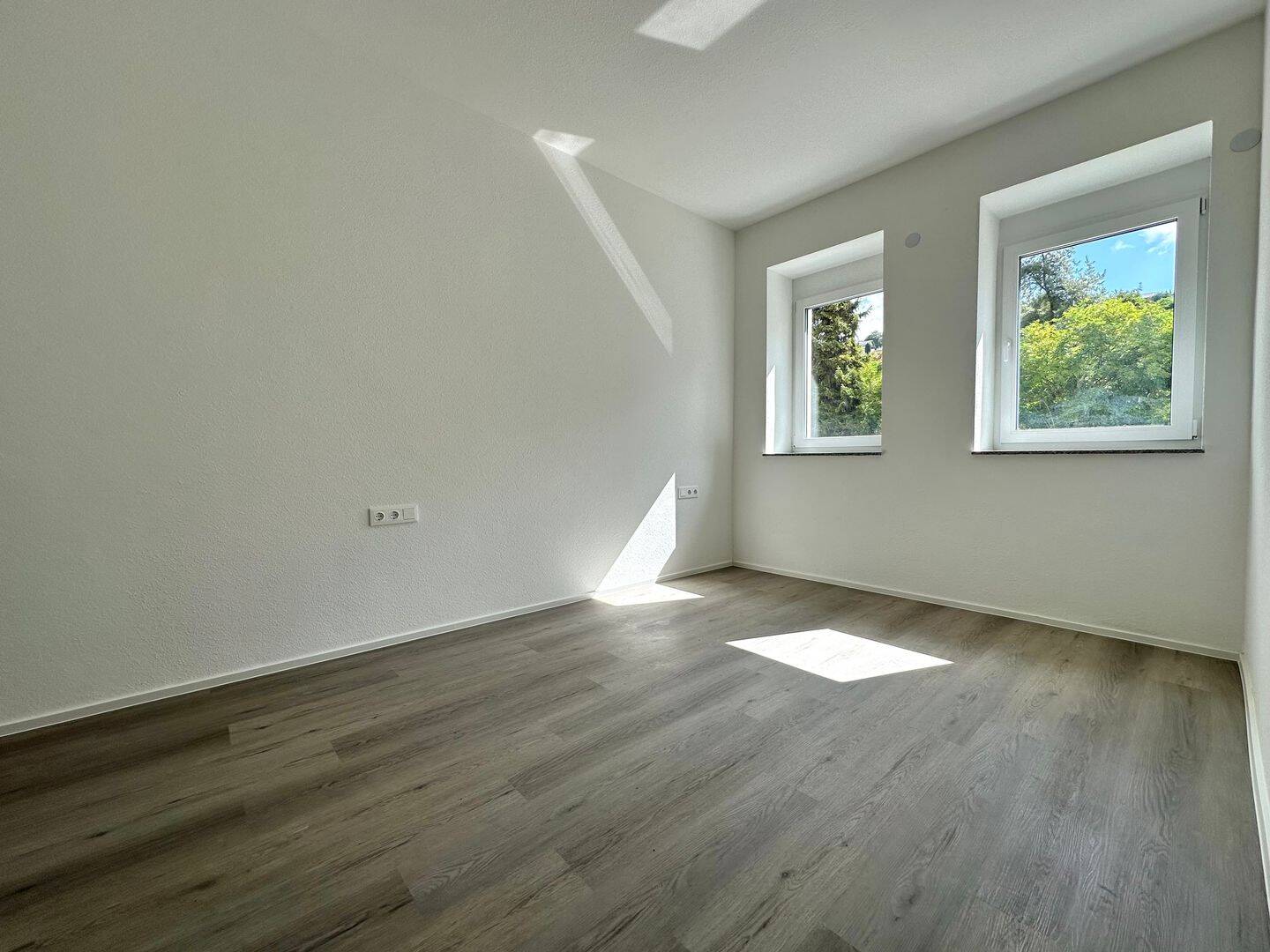 Erstbezug: Attraktive 3-Zimmer-Wohnung mit großzügiger Loggia, 72461 Albstadt