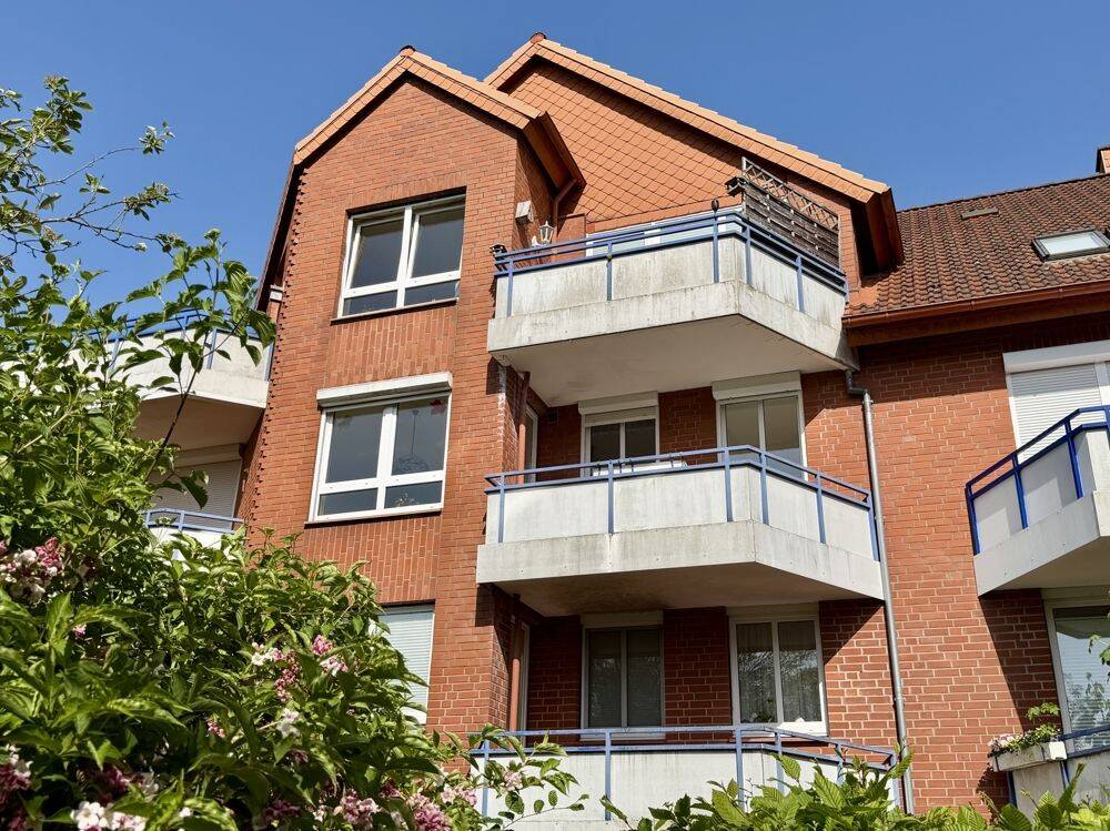 Sonnige 2-Zimmer-Wohnung mit Kfz-Stellplatz, 24111 Kiel (Russee)