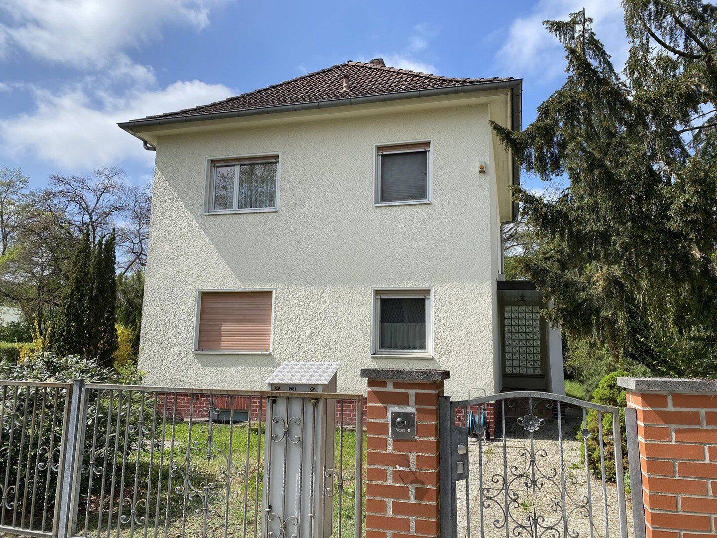 Schönes EFH mit Terrasse und großem Garten in Lankwitz, 12249 Berlin (Steglitz-Zehlendorf Lankwitz Marienfelde)