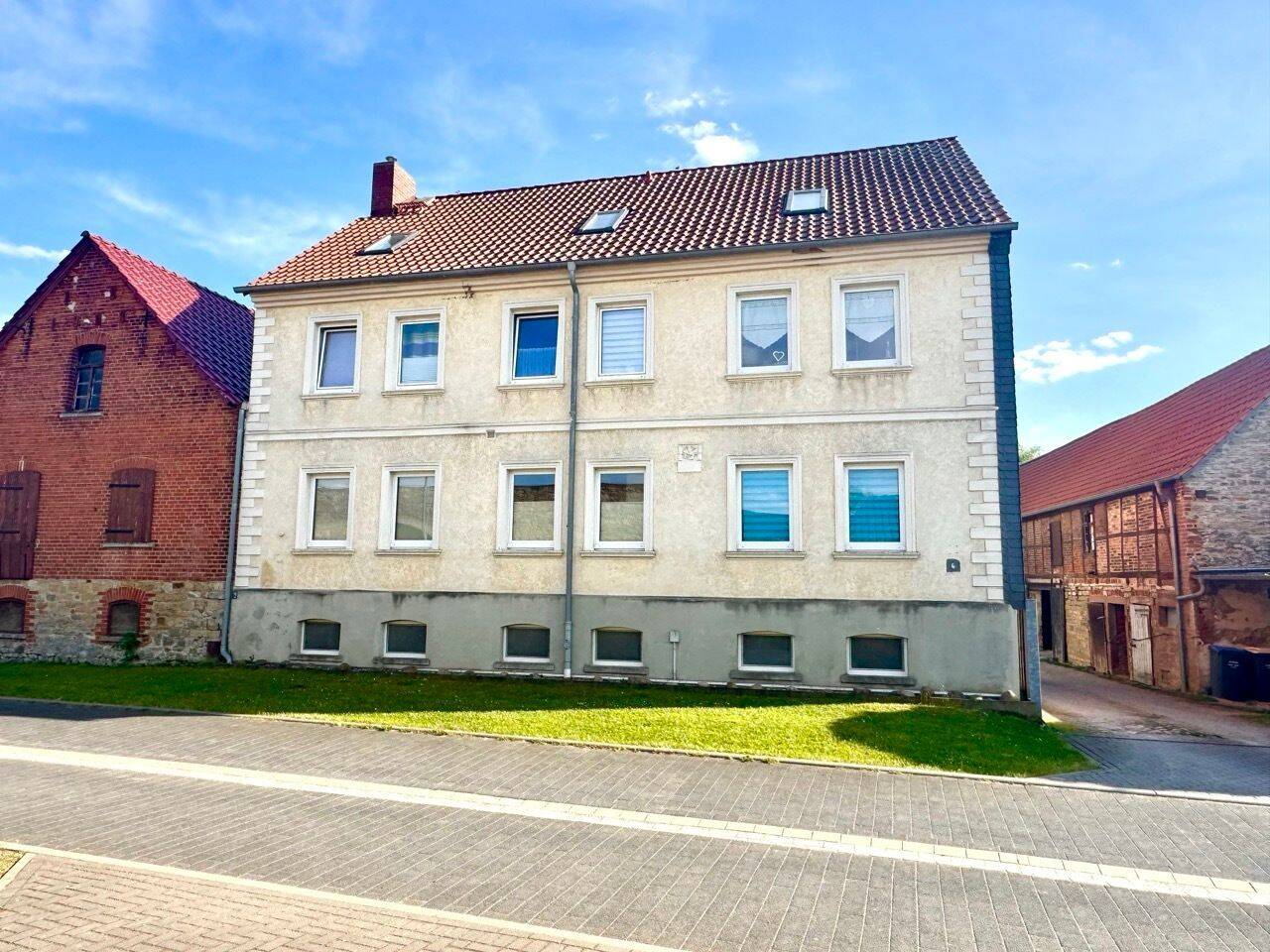 attraktives Mehrfamilienhaus in Ostingersleben – großzügiges Grundstück, umfassend saniert, 39343 Ingersleben